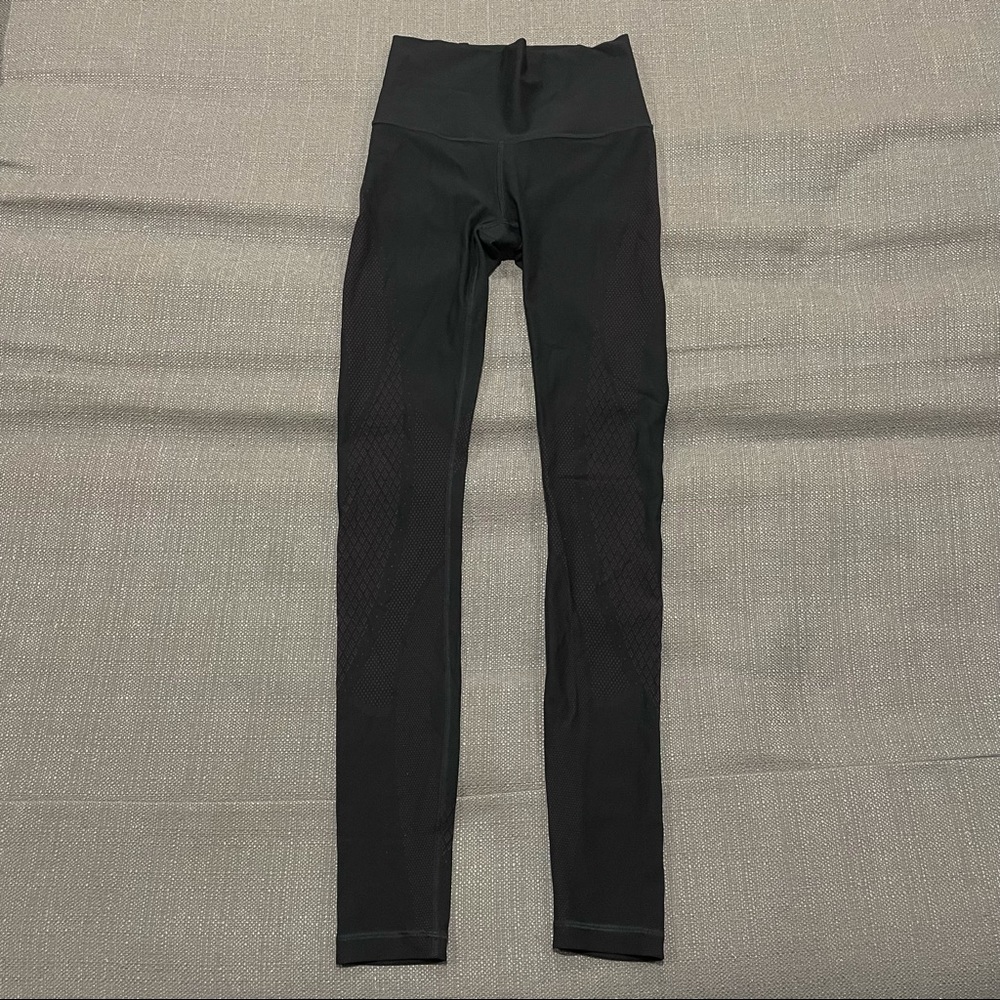 Lululemon Mapped Out High-Rise Tight 28" - Picture 4 of 9